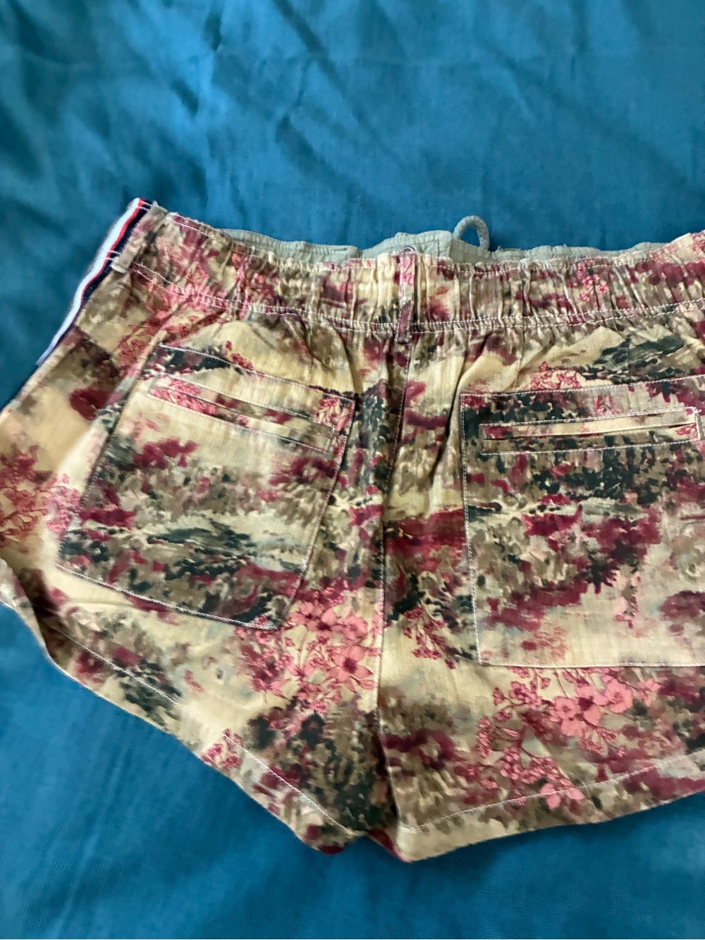 Free People Camo & Floral Print Drawstring Women's Shorts - Picture 4 of 4